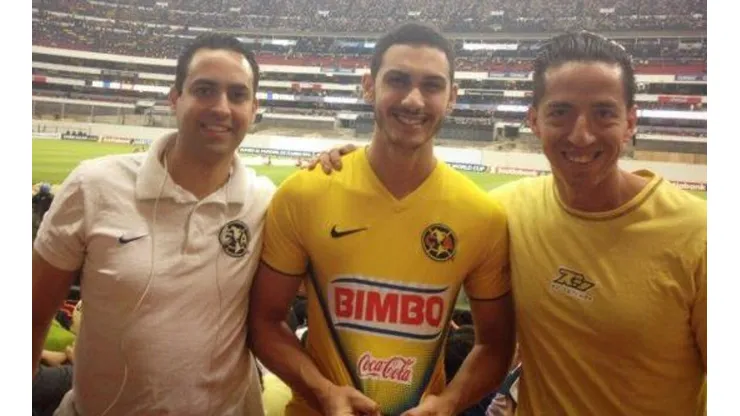Alejandro Speitzer en un partido del América