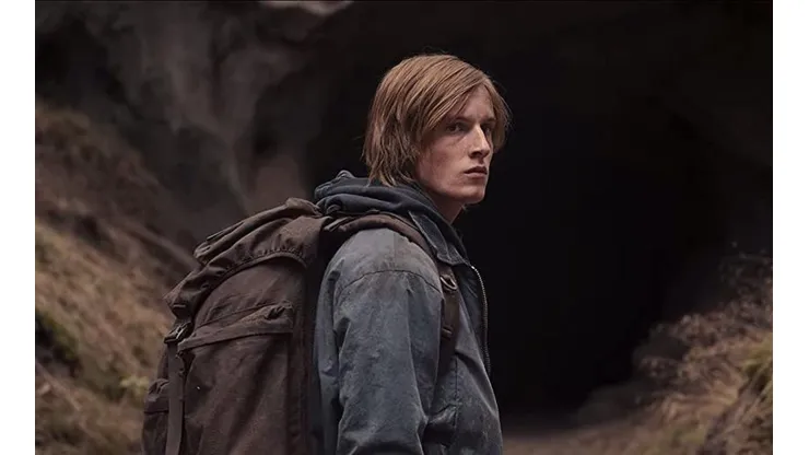 Louis Hofmann en Dark