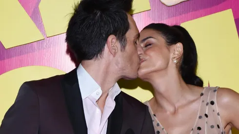 Mauricio Ochmann y Aislinn Derbez en 2017