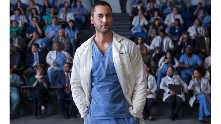 Ryan Eggold en New Amsterdan