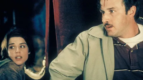 Neve Campbell y David Arquette en Scream 3