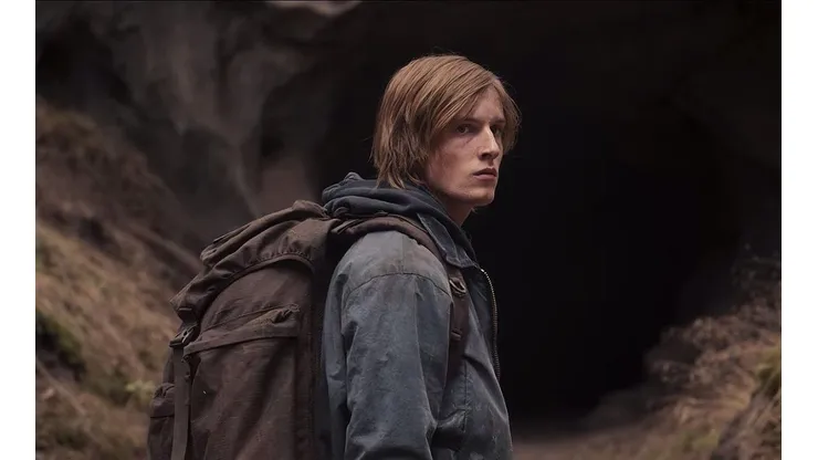 Louis Hofmann en Dark