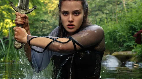 Katherine Langford en Maldia