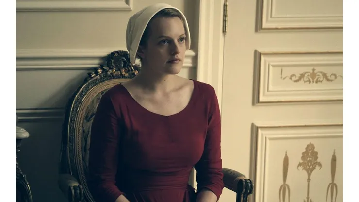Elisabeth Moss en The Handmaid's Tale
