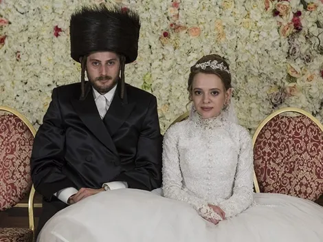 ¿Lo sabías? Una artista argentina aparece en la serie "Poco Ortodoxa"