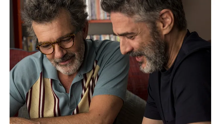 Leonardo Sbaraglia y Antonio Banderas en Dolor y Gloria