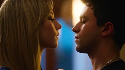 Itzan Escamilla y Ester Expósito