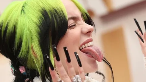 Billie Eilish en la alfombra roja de los Oscars 2020