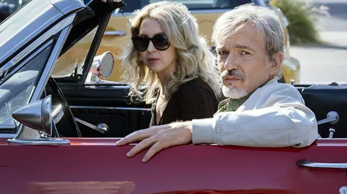 Billy Bob Thornton y Nina Arianda en Goliath