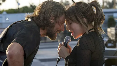 Lady Gaga y Bradley Cooper en A Star Is Born