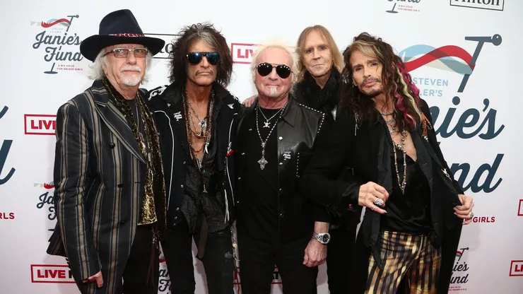 Aerosmith se ha visto obligado a dejar los escenarios por la salud de su vocalista, Steven Tyler.