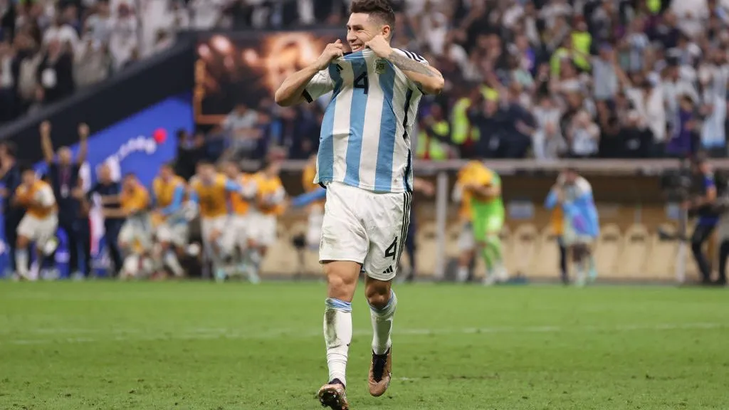 Gonzalo Montiel celebrando la consagración de la Selección Argentina en Qatar 2022. (Foto: Getty Images)