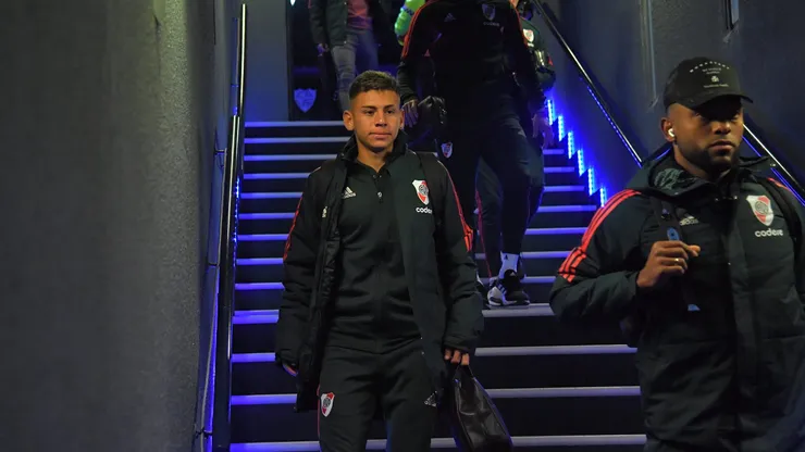 Tras su primera convocatoria en River, ¿quién se quedó con la camiseta del Diablito Echeverri?