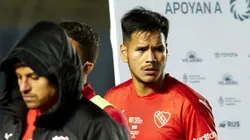 SAN JUAN, ARGENTINA - MAY 31: Sergio Barreto (R) of Independiente looks on after losing a semifinal match of Copa de la Liga Profesional 2021 between Colon and Independiente at San Juan del Bicentenario Stadium on May 31, 2021 in San Juan, Argentina. (Photo by Alexis Lloret/Getty Images)