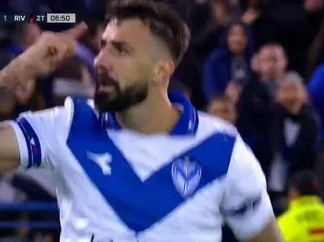 VIDEO | Pratto le metió un golazo a River y lo celebró con bronca de cara a la hinchada