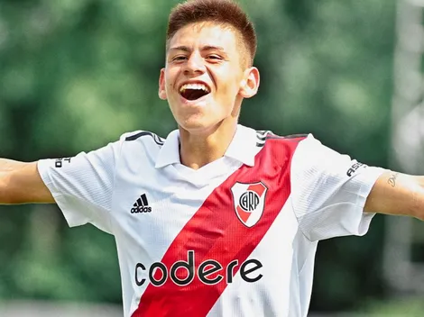 ¿Hasta cuándo tiene contrato Echeverri en River y cuál es su cláusula de rescisión?