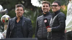 "Está muy grande": el comentario de Juanfer Quintero sobre la estatua de Gallardo