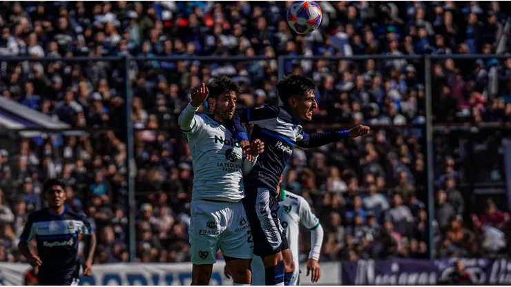 Con polémica en el final, Gimnasia y Sarmiento empataron sin goles en el Bosque
