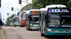 Sigue el tire y afloje por el aumento salarial del rubro del transporte.