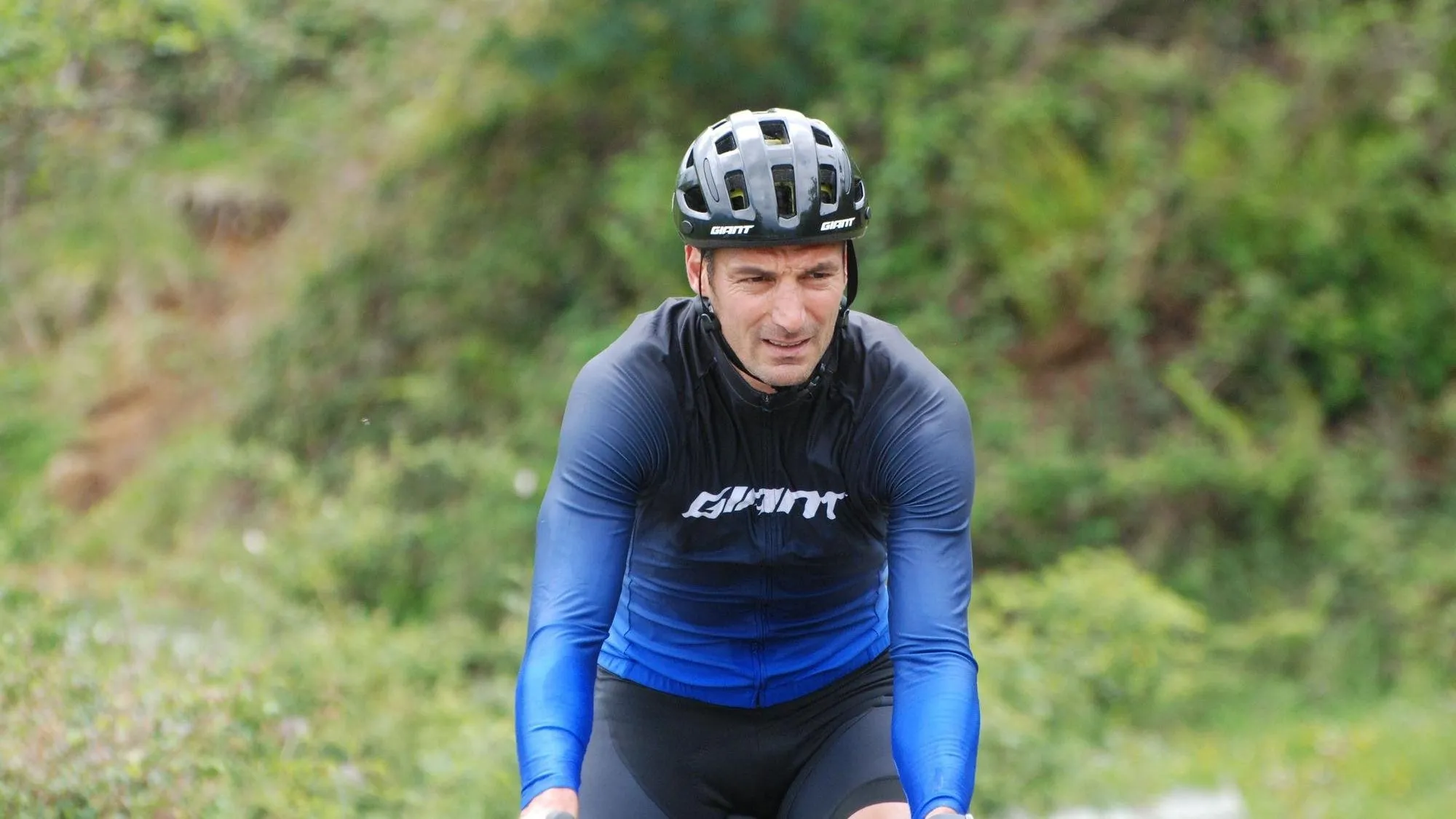 Twitter: @juanfdelacruz