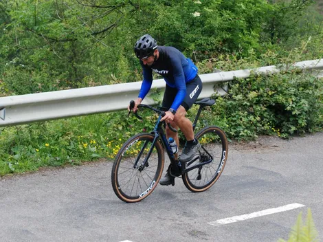 La prueba extrema de ciclismo de la que participó Scaloni en España: "Una experiencia increíble"