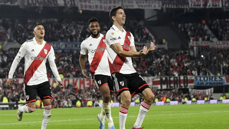 El festejo de Ignacio Fernández para el 2-1 de River.