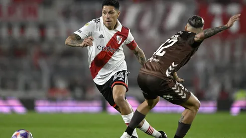 Sin brillar, River venció a Platense y mantuvo su ventaja en lo más alto
