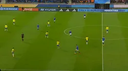 Italia tocándole la pelota a Brasil.