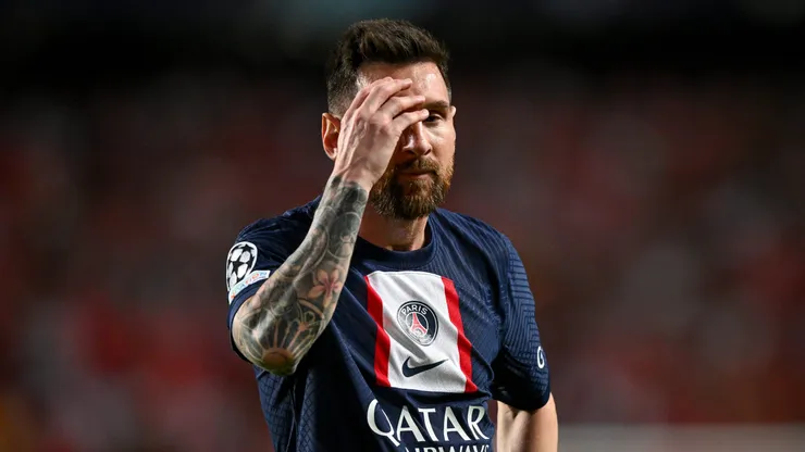 LISBON, PORTUGAL - OCTOBER 05: Lionel Messi of Paris Saint-Germain in action during the UEFA Champions League group H match between SL Benfica and Paris Saint-Germain at Estadio do Sport Lisboa e Benfica on October 5, 2022 in Lisbon, Portugal. (Photo by Octavio Passos/Getty Images)