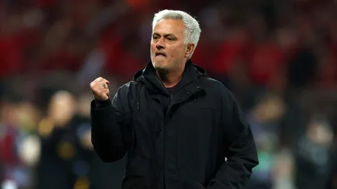 Mourinho celebrando el pasaje a la final de la Europa League.