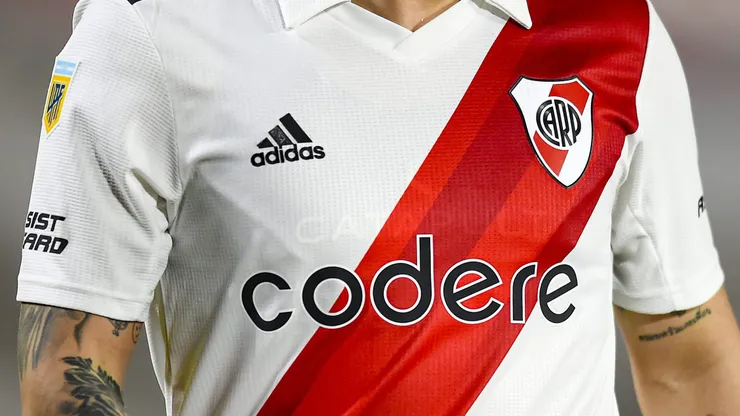 River recibió formalmente una propuesta de Flamengo por De La Cruz