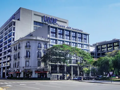 ¿Qué pasó en UADE, con la manifestación y los robos?