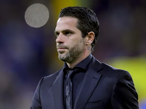 Gago, en la cuerda floja: Racing ya preguntó por un destacado DT para reemplazarlo