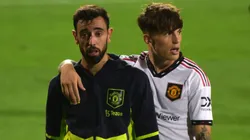 Garnacho con Bruno Fernandes en Manchester United