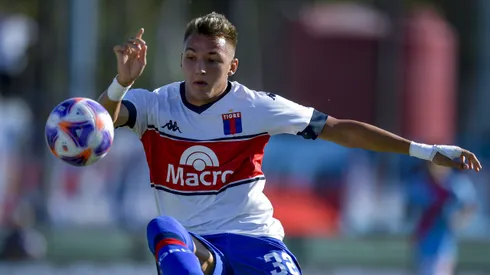 Mateo Retegui con la camiseta de Tigre.