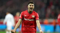 Exequiel Palacios militando en Bayer Leverkusen.