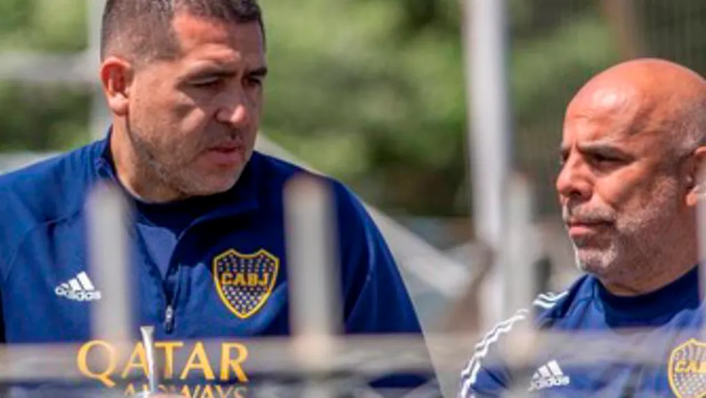 Mauricio Serna y Juan Román Riquelme en Boca Predio