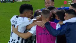 El festejo de los jugadores de Talleres.