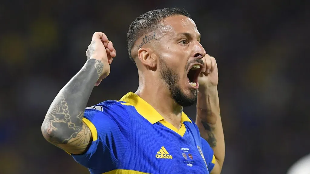 Benedetto le hizo tres goles a Patronato por Supercopa, su mejor partido desde su regreso a Boca. (Getty)