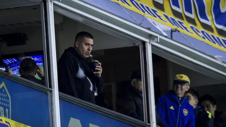 Un ex River confirmó que estará en la despedida de Riquelme y enloqueció a los hinchas de Boca: "El más grande"