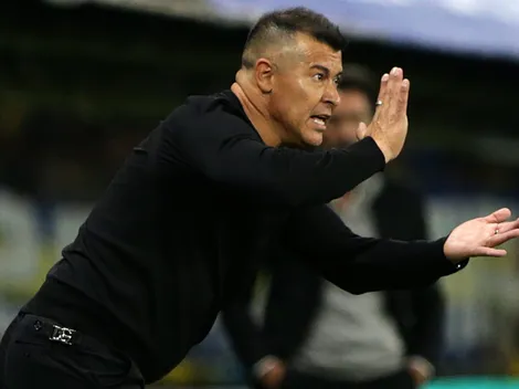 Los hinchas de Boca celebran: la decisión que Almirón tomó en la delantera y la sorpresiva ausencia de un resistido