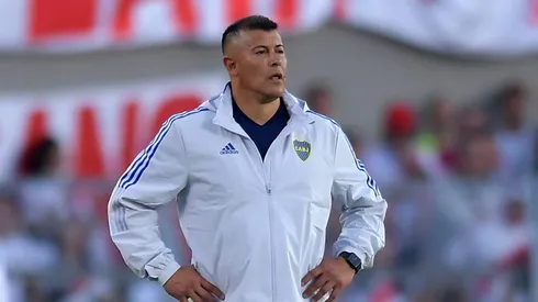 Jorge Almirón perdería tres futbolistas que hoy pertenecen a Boca.