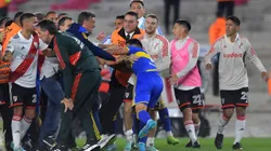 La insólita lesión de un miembro del CT de River en pleno tumulto en el Superclásico.