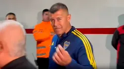 Así se retiró Jorge Almirón del Monumental.