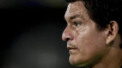 La mirada de Luis Miguel Rodríguez.