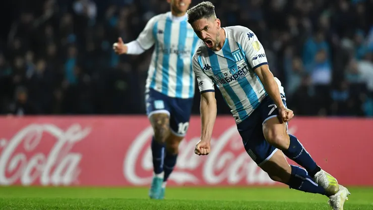 Racing vapuleó a Ñublense y ahora podría ser rival de River en octavos