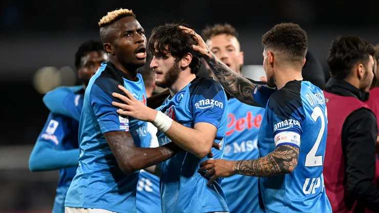 Napoli viene de ser campeón en Italia.