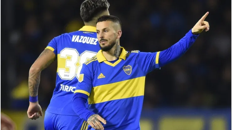 "Está más afuera que adentro de Boca"