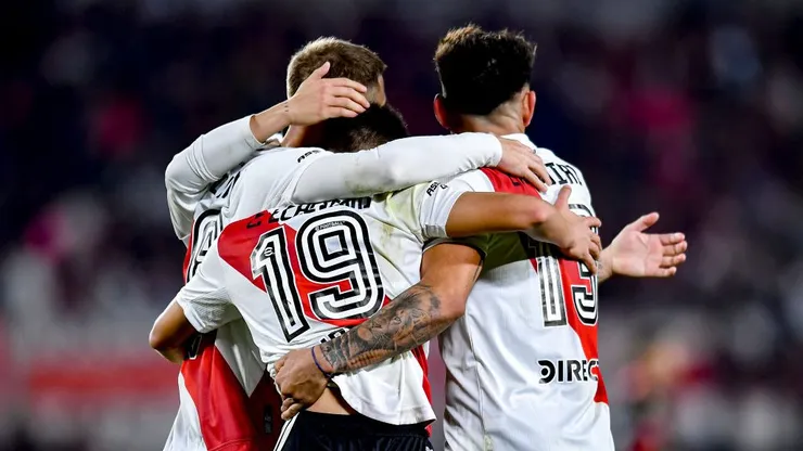 Así como blindaron a Echeverri, en River se aseguraron a Agustín Wierna