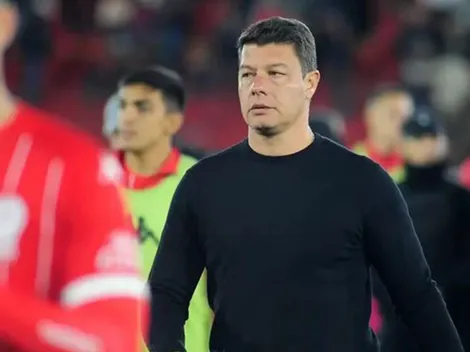 Battaglia tuvo un ataque de furia, los hinchas de Huracán se le fueron al humo y terminó pidiendo disculpas